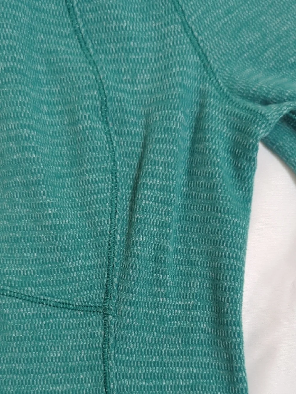 Lululemon Runderful 1/2 Zip, Color Mini Check Pique Hunter Green Size 4
